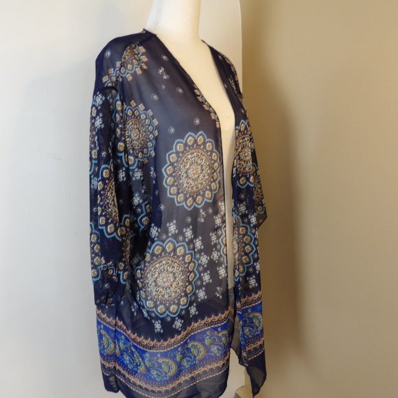 Beach Cover-Up / Kimono / Mandala Designs - Picture 8 of 13